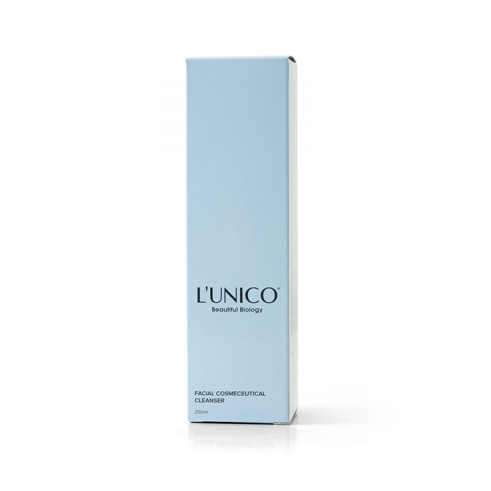 facial-cosmeceutical-cleanser-250ml-box